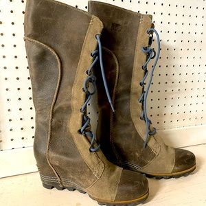 COPY - Sorel “Cate the Great” knee high, lace up, wedge boots. Size 9. Great co…